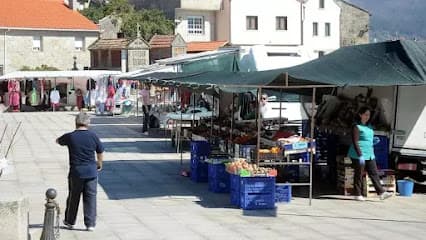 Combarro Street Market