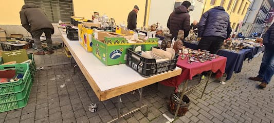 Plaza Don Gutierre Antiques Market