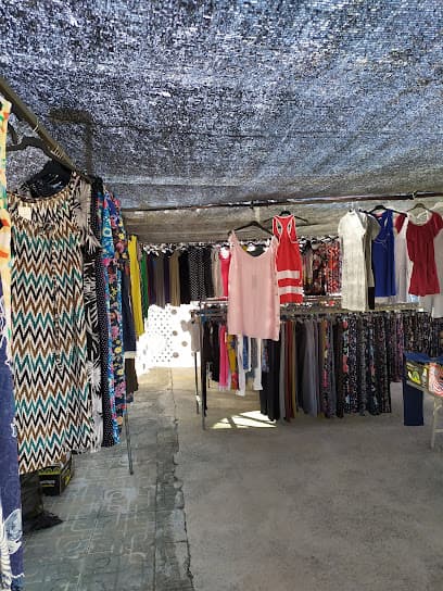 El Alquián Street Market