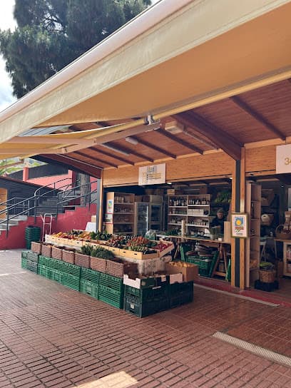 Santa Brígida Street Market