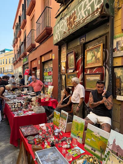 El Jueves Historic Street Market