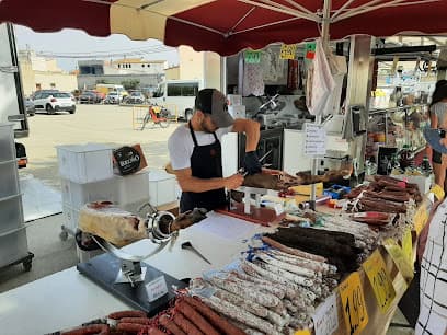 Sant Pere Pescador Weekly Market