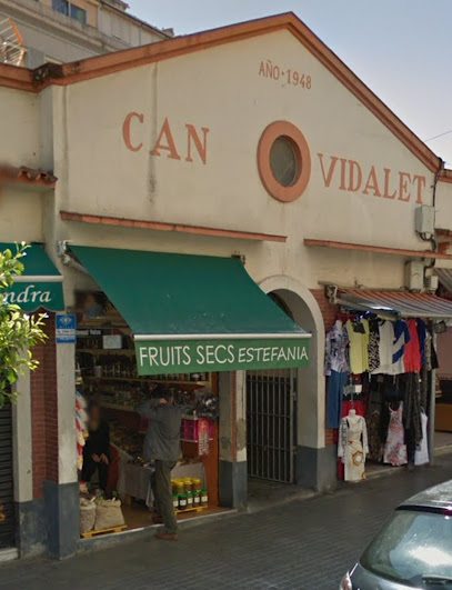 Can Vidalet Street Market