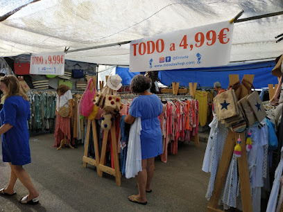 Urbanización Mediterráneo Street Market