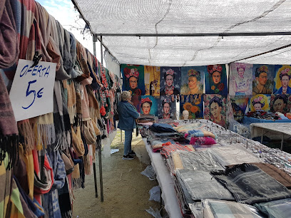 Gitanos Street Market