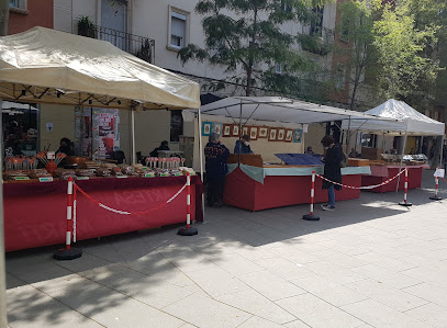 Plaza de la Oca Street Market (4th Saturday of month)