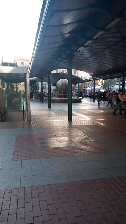 La Marquesina Fruits and Vegetables Market (Plaza España)