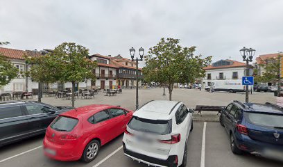 Muros de Nalón Market (Saturdays only)