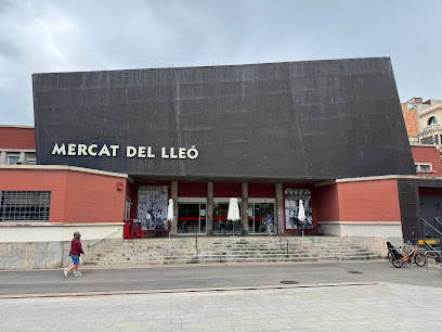 Lleó Market
